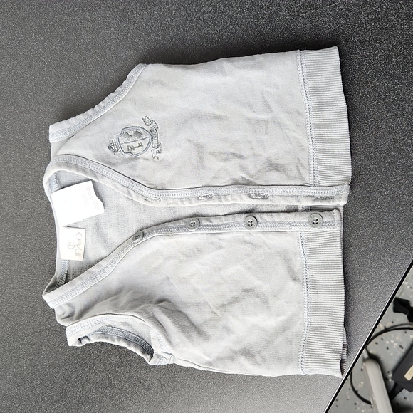 Baby Vest by FAO Schwartz size 3-6 months - Picture 1 of 4